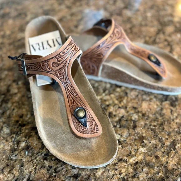 135. Myra Bag Tan Embossed Leather Sandals, Size 11, NWT - Picture 3 of 9